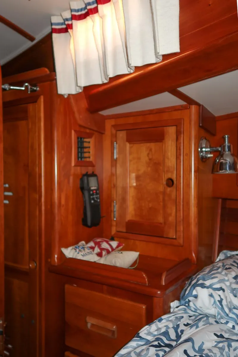 Slide: The Image of Hinckley Yachts Sou'wester 43 Sloop 1993 - 49