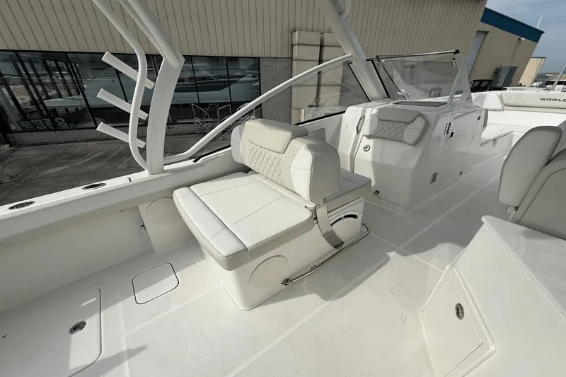 Slide: The Image of World Cat 280DC 2025 - 16