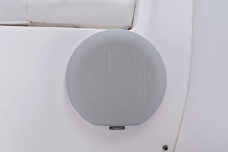 Slide: The Image of 2021 Intrepid 327 Valor - 35