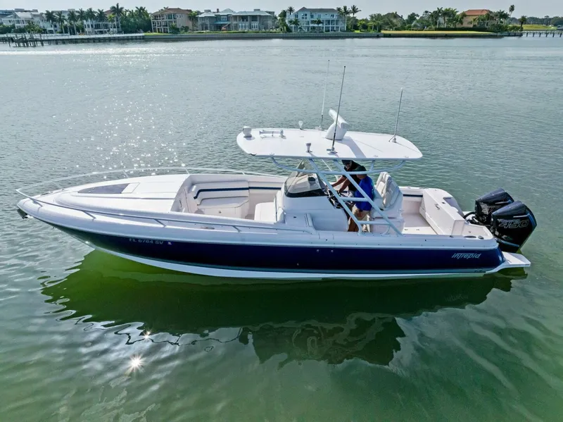 Slide: The Image of 2021 Intrepid 327 Valor - 50