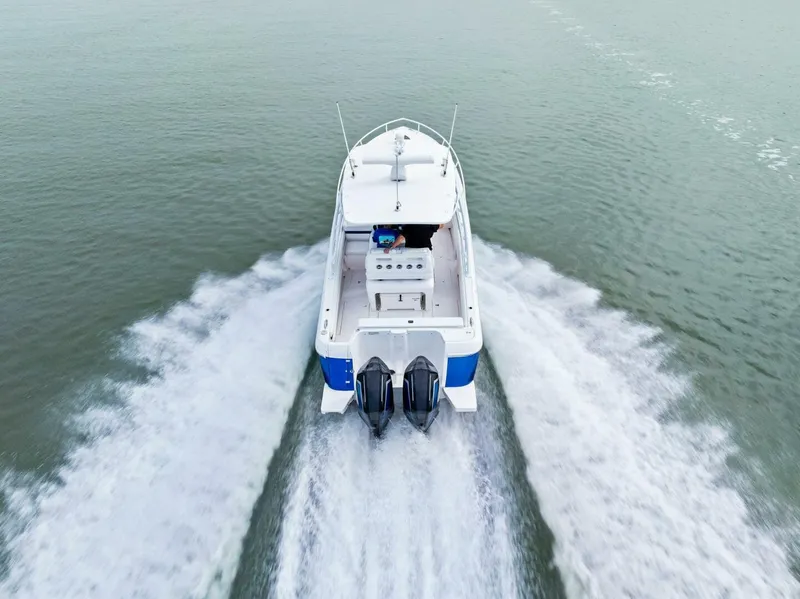 Slide: The Image of 2021 Intrepid 327 Valor - 59