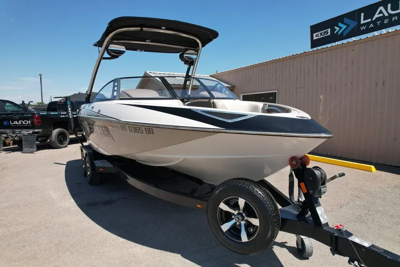 Slide: The Image of Malibu 23 LSV 2013 - 2