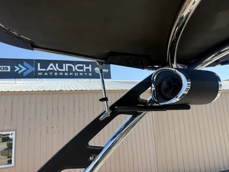 Slide: The Image of Malibu 23 LSV 2013 - 15