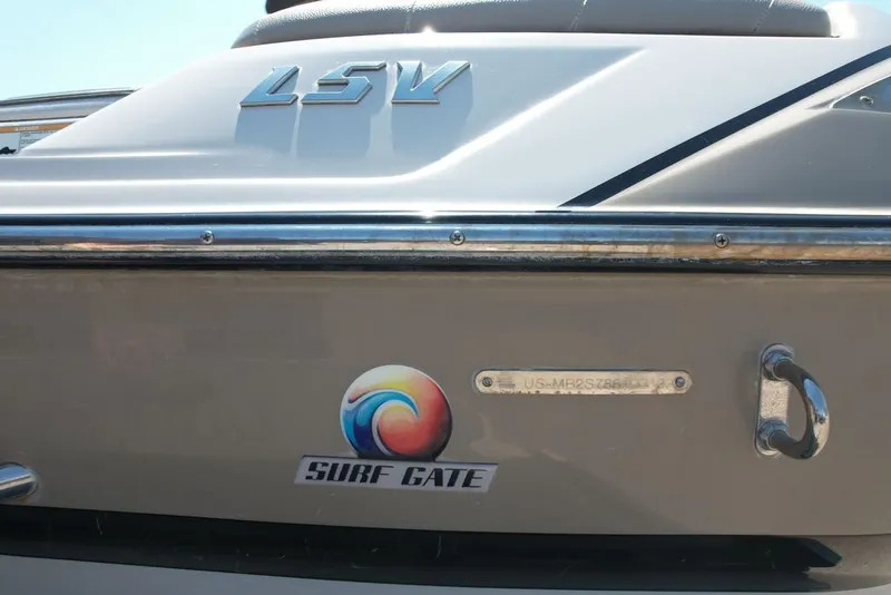 Slide: The Image of Malibu 23 LSV 2013 - 6