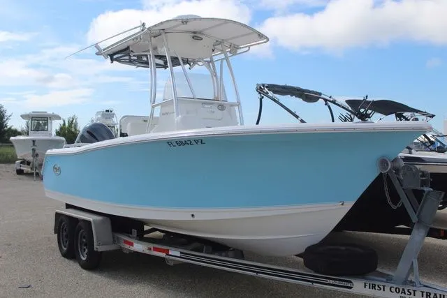 Slide: The Image of Sea Hunt Ultra 225 2016 - 3