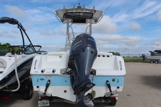 Slide: The Image of Sea Hunt Ultra 225 2016 - 4