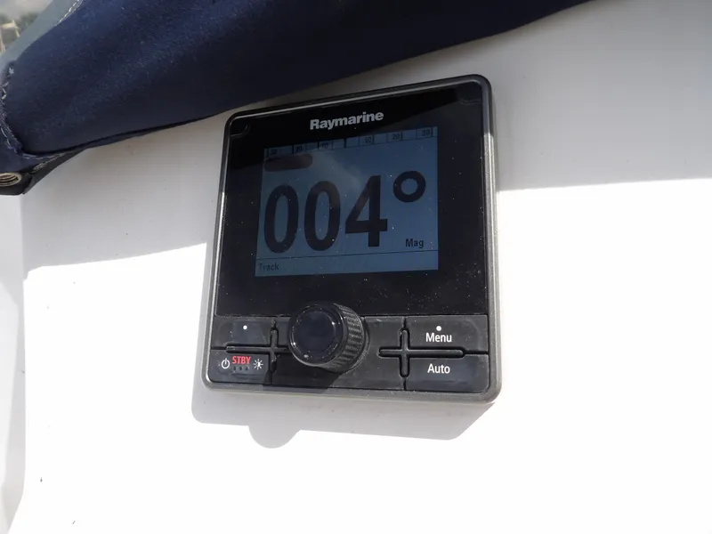 Slide: The Image of Raymarine navigation display on 1999 Mainship 350 Trawler showing 004 degrees. - 22