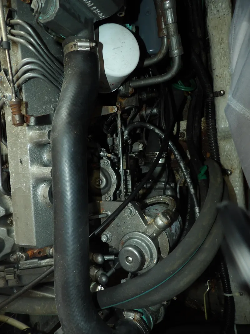 Slide: The Image of Mainship 350 Trawler 1999 - 59