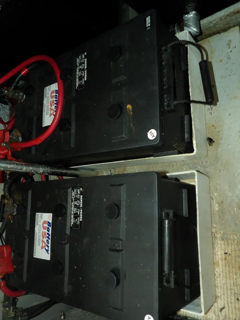 Slide: The Image of Mainship 350 Trawler 1999 - 62