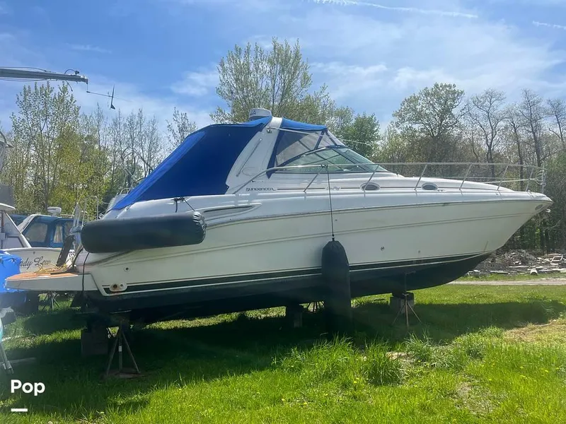 Slide: The Image of 2000 Sea Ray 410 Sundancer for sale in Sodus Point, NY - 17