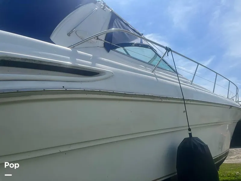 Slide: The Image of 2000 Sea Ray 410 Sundancer for sale in Sodus Point, NY - 27