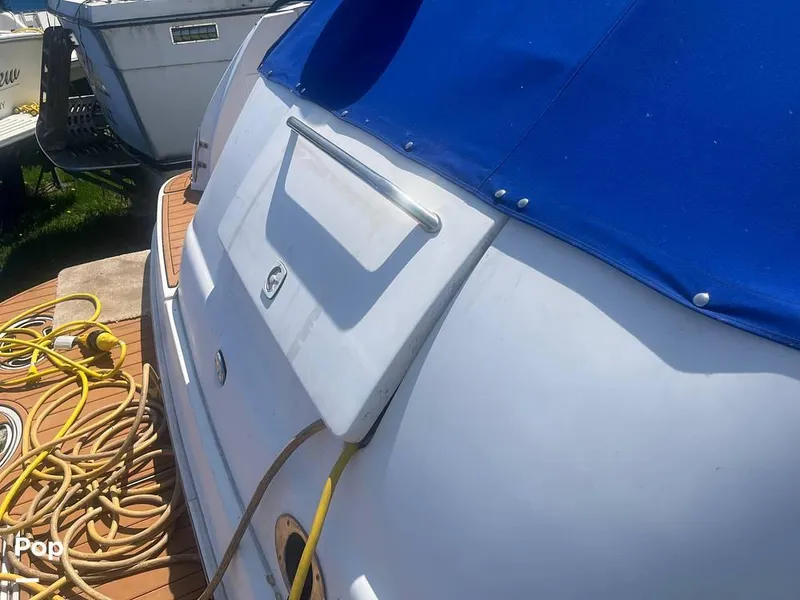 Slide: The Image of 2000 Sea Ray 410 Sundancer for sale in Sodus Point, NY - 33