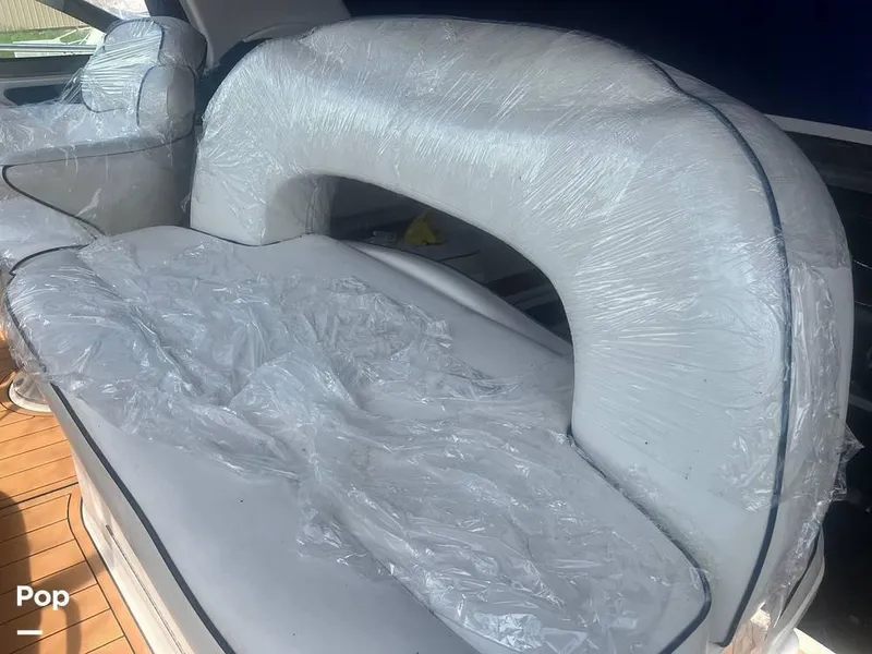 Slide: The Image of 2000 Sea Ray 410 Sundancer for sale in Sodus Point, NY - 44