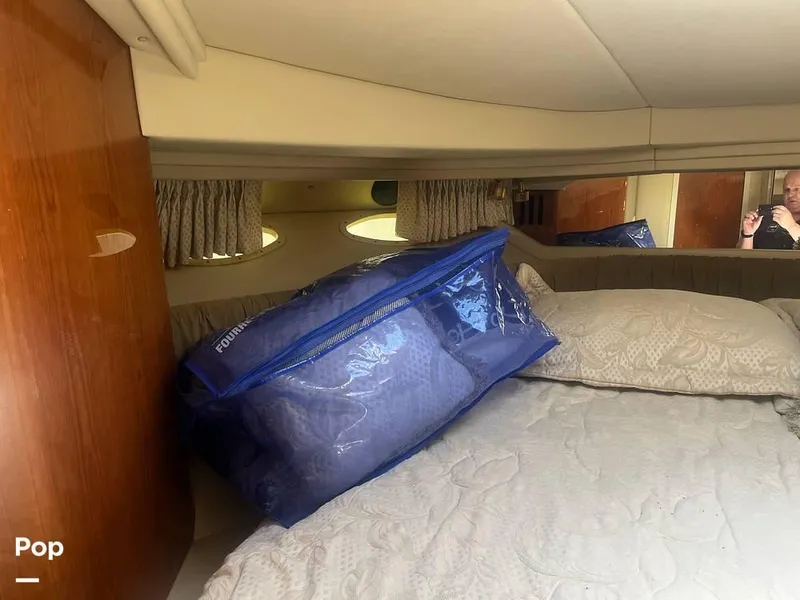 Slide: The Image of 2000 Sea Ray 410 Sundancer for sale in Sodus Point, NY - 63