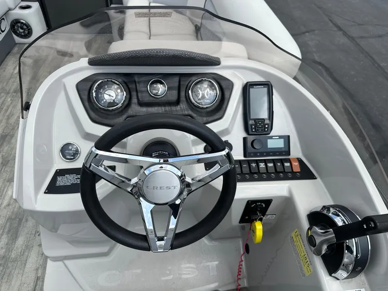 Slide: The Image of Crest Classic DLX 220 SLSC 2022 - 11