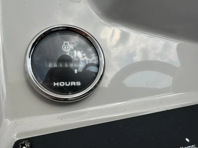 Slide: The Image of Crest Classic DLX 220 SLSC 2022 - 12