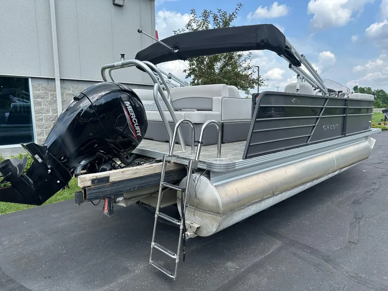 Slide: The Image of Crest Classic DLX 220 SLSC 2022 - 4