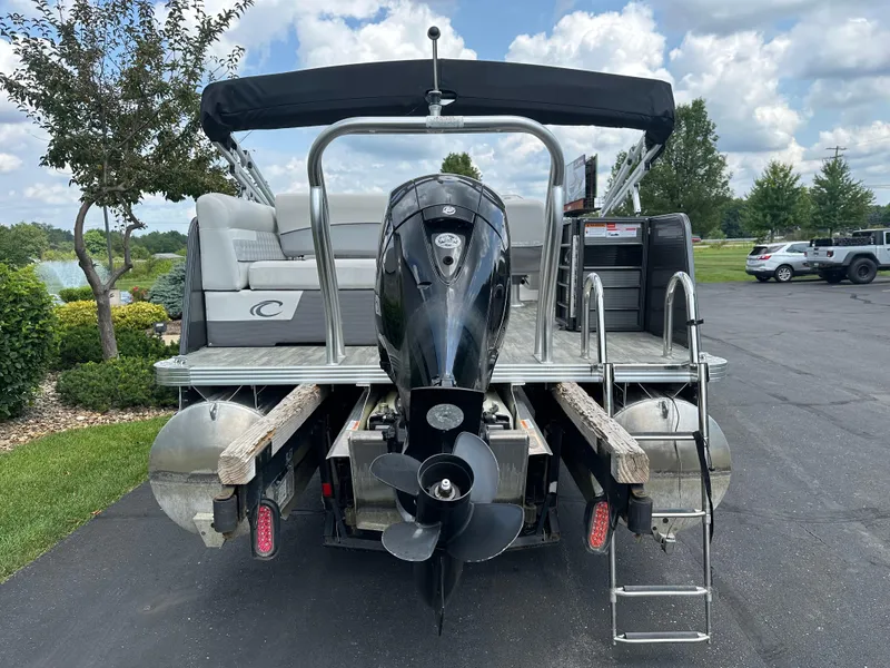 Slide: The Image of Crest Classic DLX 220 SLSC 2022 - 5