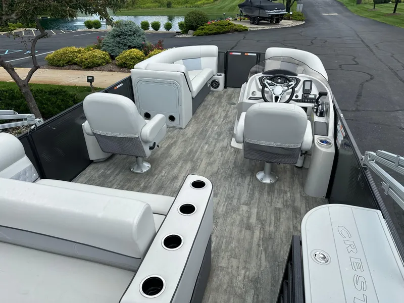 Slide: The Image of Crest Classic DLX 220 SLSC 2022 - 7