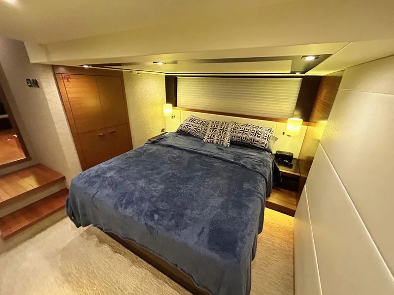 Slide: The Image of Master Cabin Stbd - 21