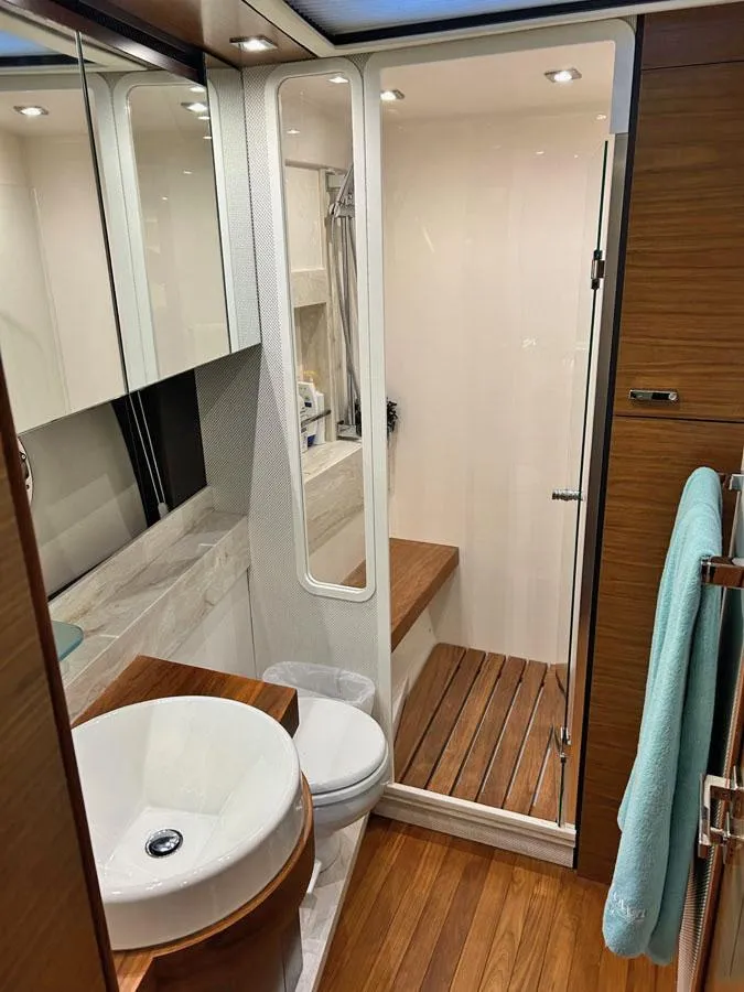 Slide: The Image of Fwd Head and Shower - 29