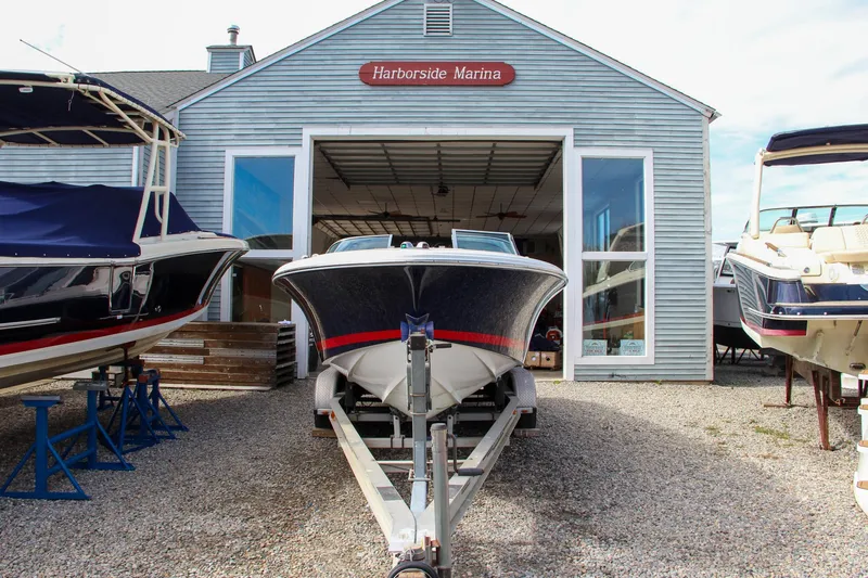 Slide: The Image of 2004 Chris-Craft Launch 25 boat at Harborside Marina. - 2