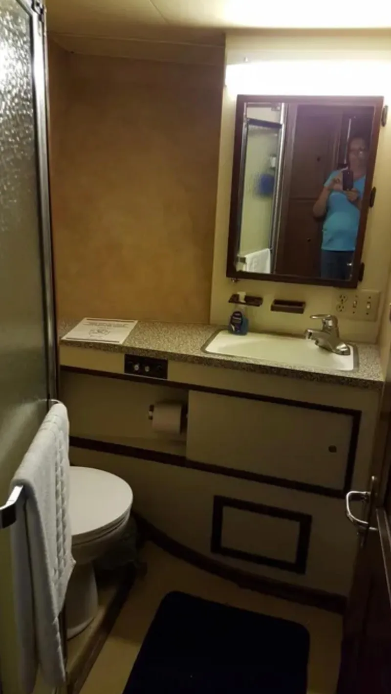 Slide: The Image of Hatteras 45 Convertible 1986 - 6