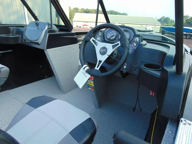 Slide: The Image of Crestliner 1650 Kodiak Walk Through 2025 - 9