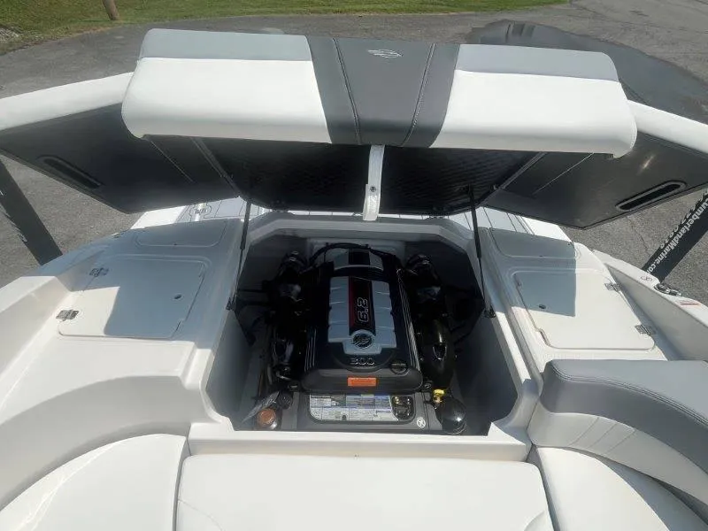 Slide: The Image of Chaparral 23 SSi 2025 - 28