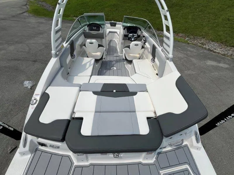 Slide: The Image of Chaparral 23 SSi 2025 - 31