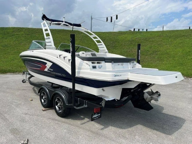 Slide: The Image of Chaparral 23 SSi 2025 - 4