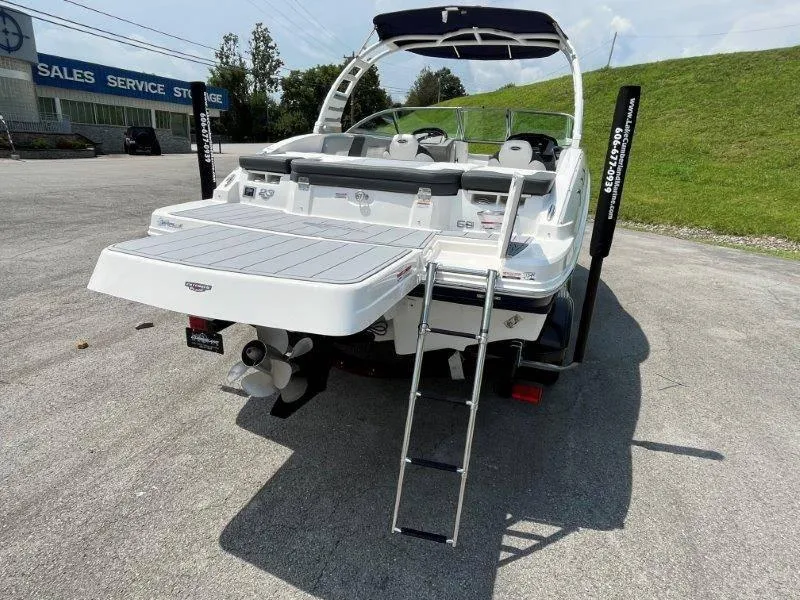 Slide: The Image of Chaparral 23 SSi 2025 - 41