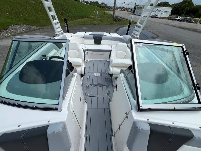 Slide: The Image of Chaparral 23 SSi 2025 - 59