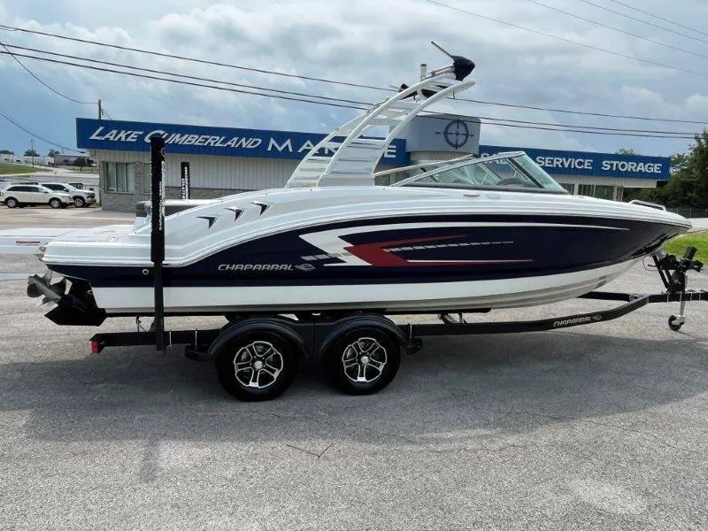 Slide: The Image of Chaparral 23 SSi 2025 - 6