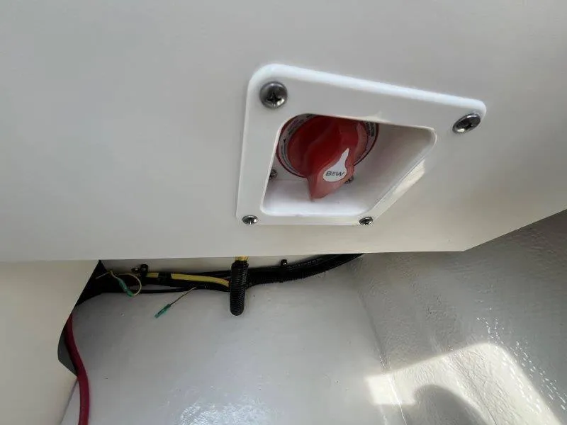 Slide: The Image of Chaparral 23 SSi 2025 - 69