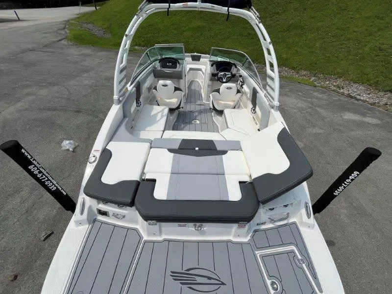 Slide: The Image of Chaparral 23 SSi 2025 - 72