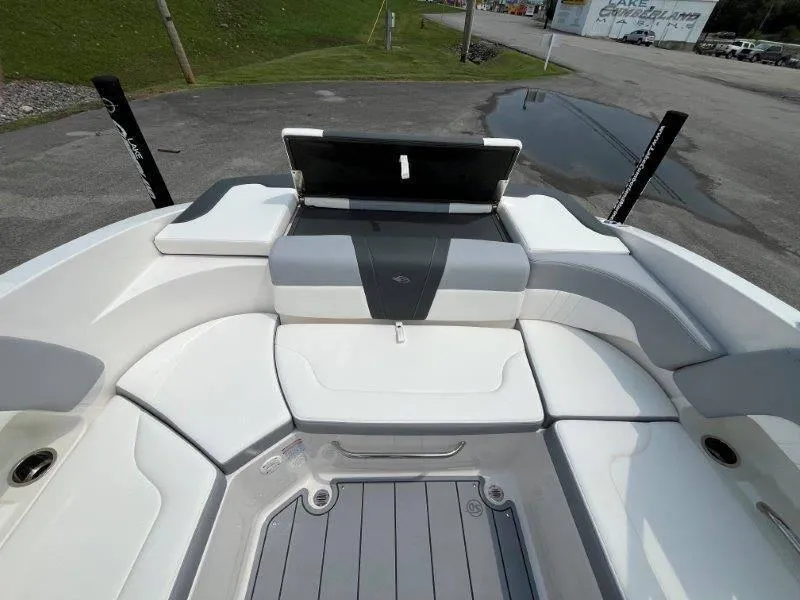 Slide: The Image of Chaparral 23 SSi 2025 - 75