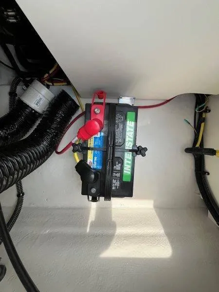 Slide: The Image of Chaparral 23 SSi 2025 - 80