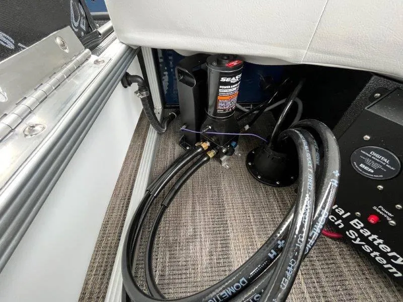 Slide: The Image of Crest Classic Fish 220 SF 2023 - 56