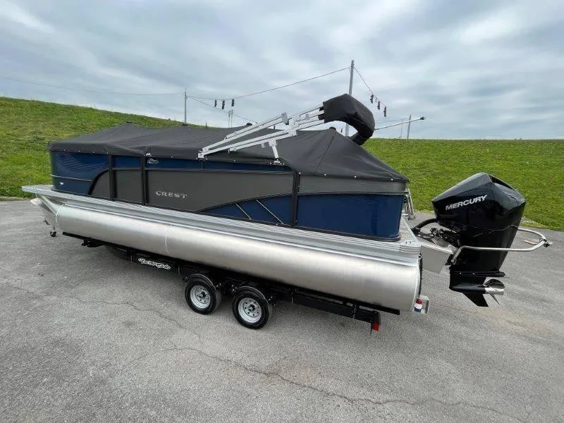 Slide: The Image of Crest Classic Fish 220 SF 2023 - 96