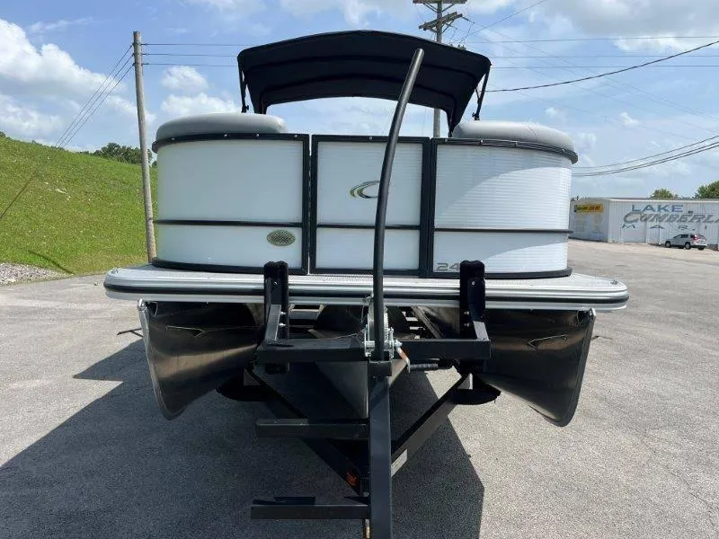 Slide: The Image of Crest CLASSIC 240 SLC 2025 - 27