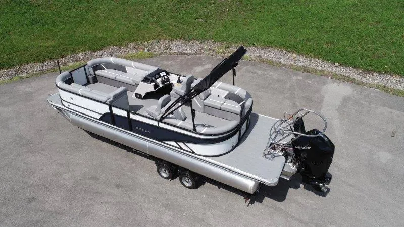 Slide: The Image of Crest CLASSIC 240 SLC 2025 - 3