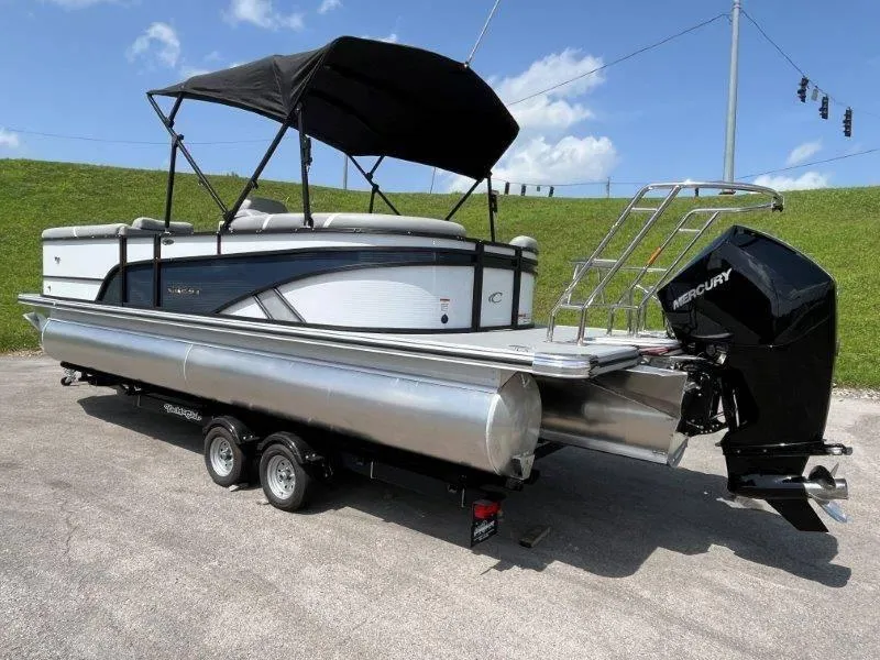 Slide: The Image of Crest CLASSIC 240 SLC 2025 - 32