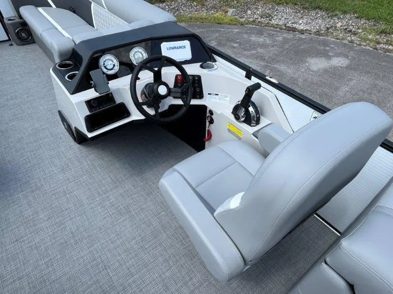 Slide: The Image of Crest CLASSIC 240 SLC 2025 - 39