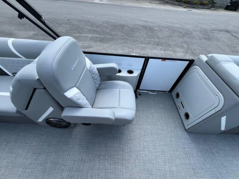 Slide: The Image of Crest CLASSIC 240 SLC 2025 - 44