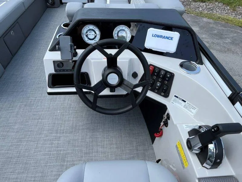 Slide: The Image of Crest CLASSIC 240 SLC 2025 - 46