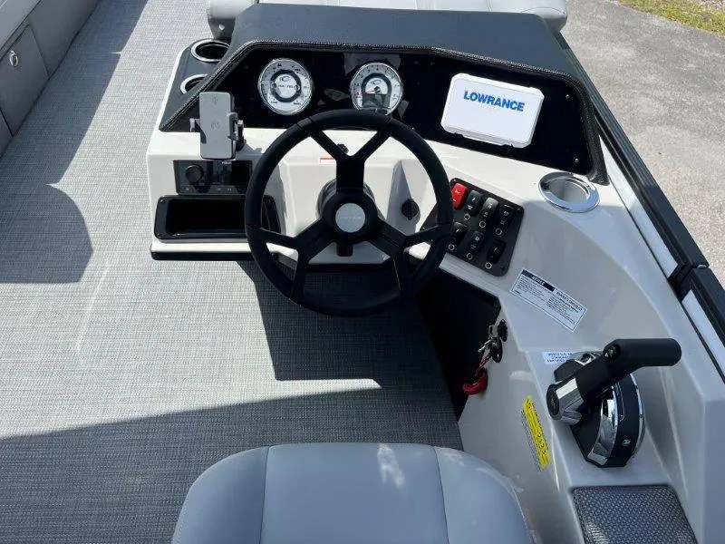 Slide: The Image of Crest CLASSIC 240 SLC 2025 - 52