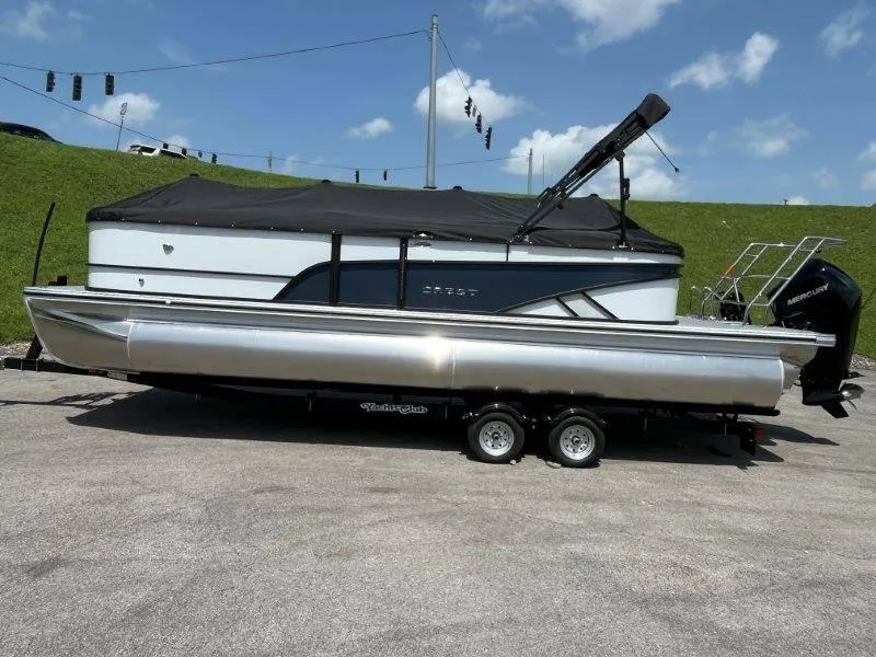 Slide: The Image of Crest CLASSIC 240 SLC 2025 - 79