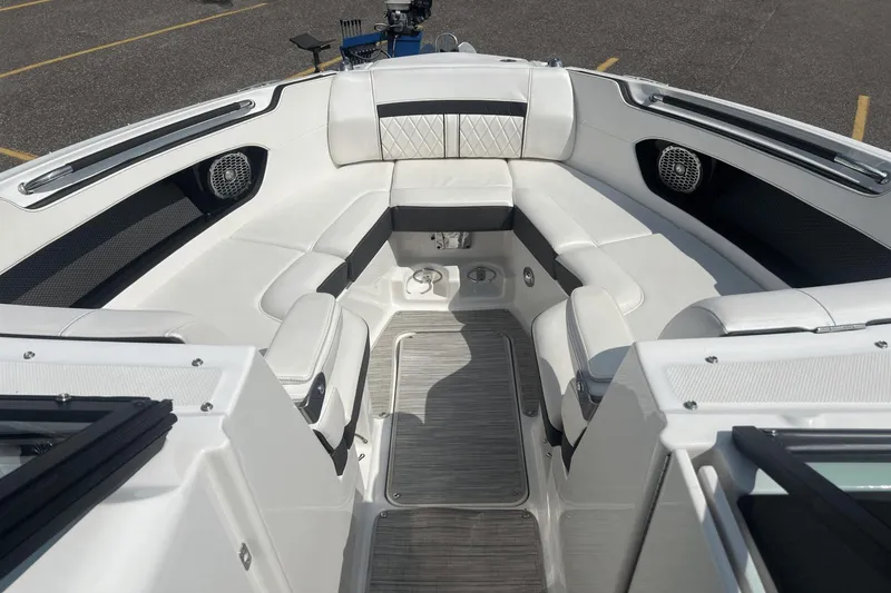 Slide: The Image of Sea Ray SLX 280 2018 - 15