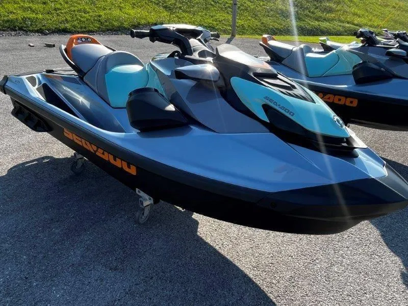 Slide: The Image of 2024 Sea-Doo GTI SE 130 jet ski with iBR Tech and audio system on display. - 10